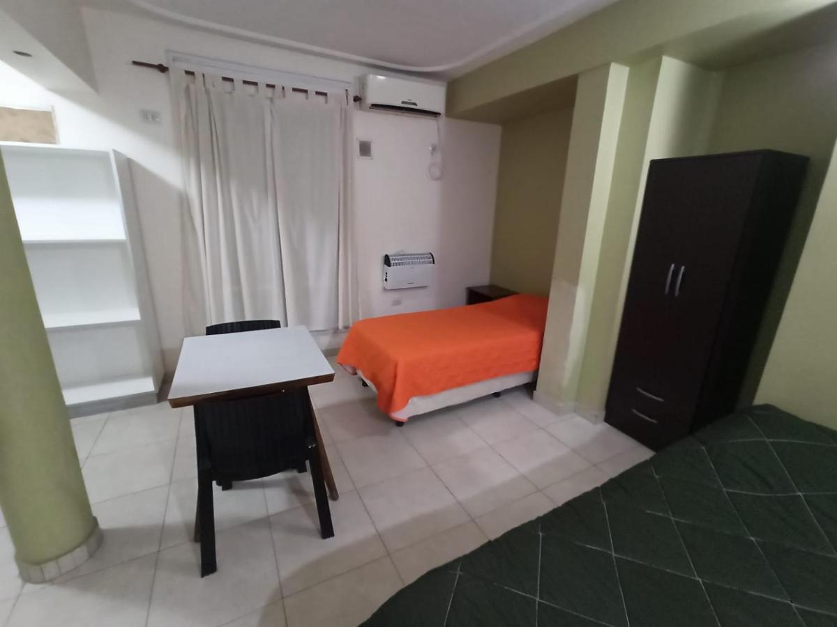 El Descanso Hotel 2*